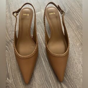 MANGO Stud Tan Pointed Slingback kitten Heels